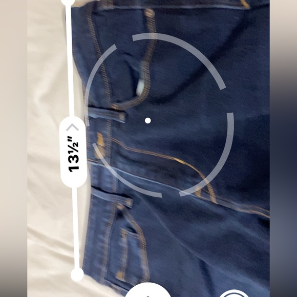 Levi’s Mid Rise Skinny Jeans - Picture 15 of 16